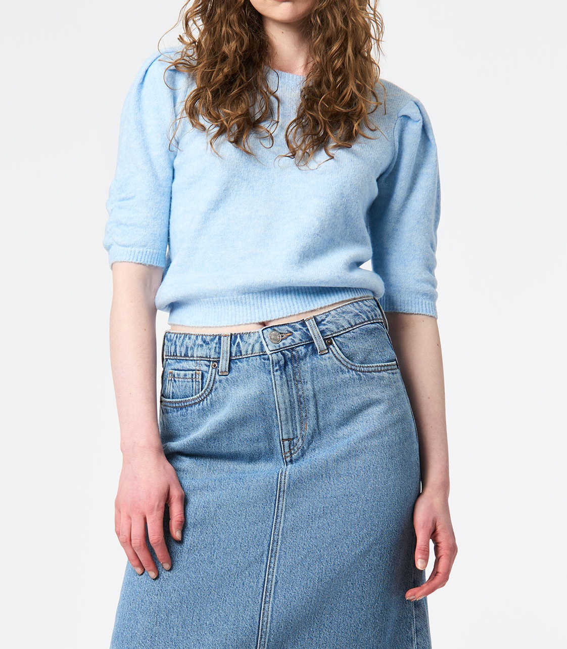 Women's Lt Blue Short-Sleeve Sweater