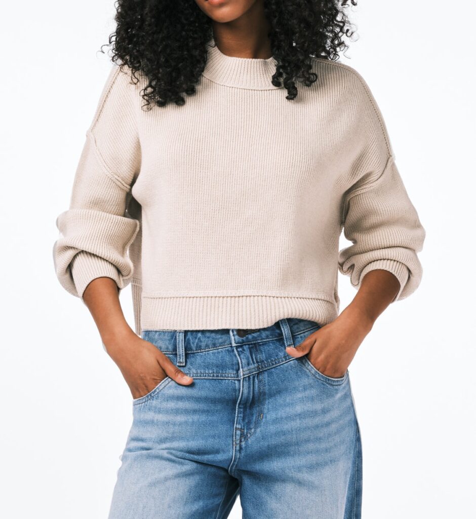 Women's Dropped Sleeve Loose-Fit Cropped Sweater